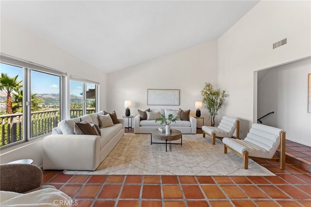 33132 Valle Road, San Juan Capistrano, CA 92675