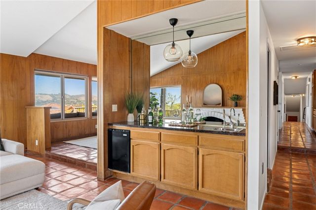 33132 Valle Road, San Juan Capistrano, CA 92675