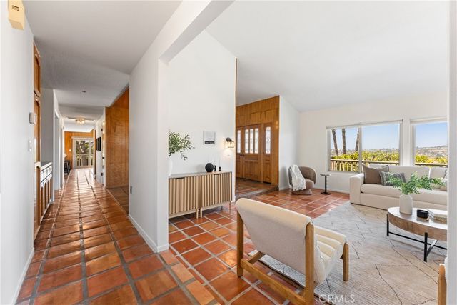 33132 Valle Road, San Juan Capistrano, CA 92675