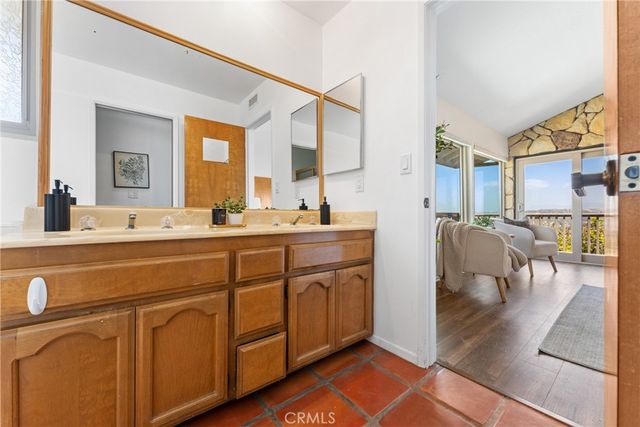 33132 Valle Road, San Juan Capistrano, CA 92675