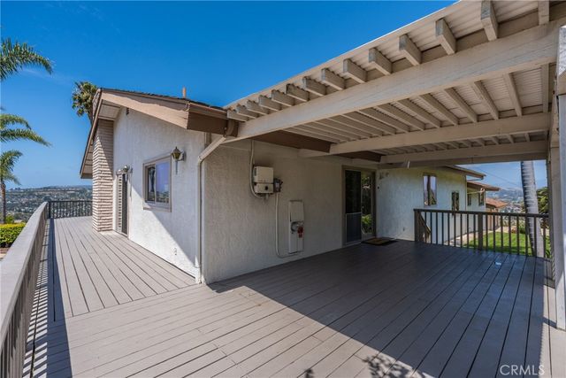 33132 Valle Road, San Juan Capistrano, CA 92675
