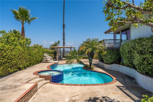 33132 Valle Road, San Juan Capistrano, CA 92675