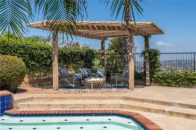 33132 Valle Road, San Juan Capistrano, CA 92675