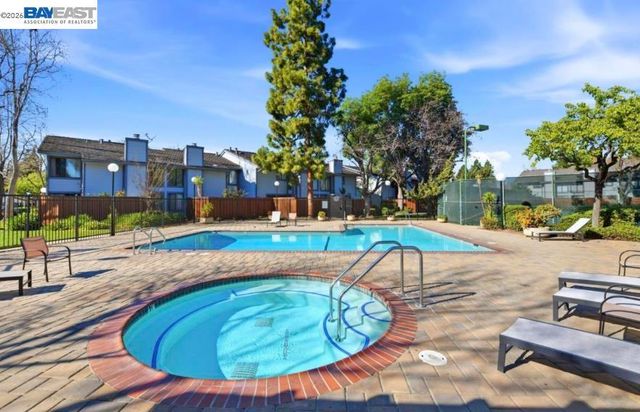 6043 Joaquin Murieta Ave D, Newark, CA 94560