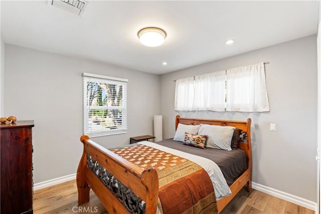 1335 El Monte Drive, Simi Valley, CA 93065