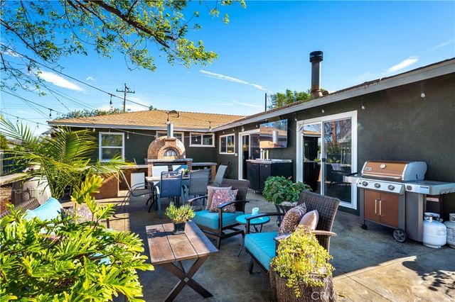 1335 El Monte Drive, Simi Valley, CA 93065