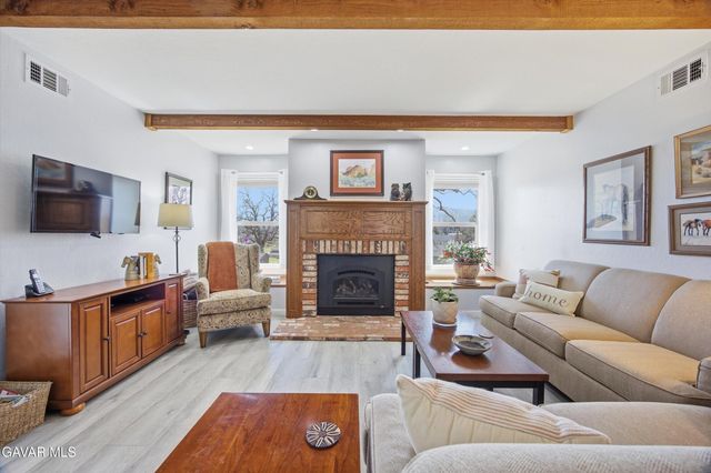 29210 Greenwater Drive, Tehachapi, CA 93561