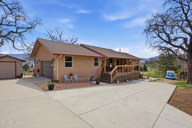 29210 Greenwater Drive, Tehachapi, CA 93561