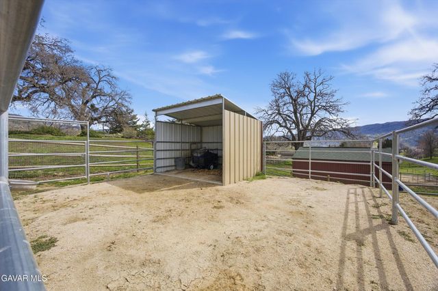 29210 Greenwater Drive, Tehachapi, CA 93561