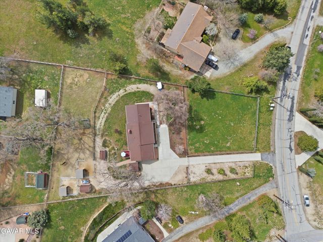 29210 Greenwater Drive, Tehachapi, CA 93561