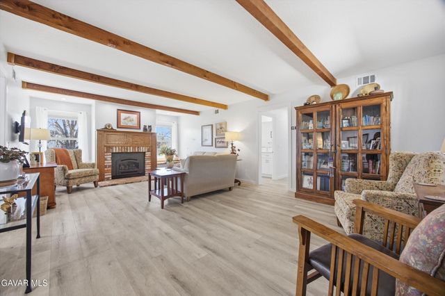 29210 Greenwater Drive, Tehachapi, CA 93561