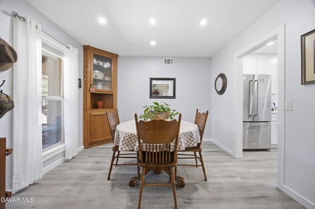 29210 Greenwater Drive, Tehachapi, CA 93561