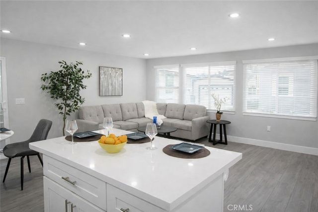 19361 Brookhurst Street 184, Huntington Beach, CA 92646