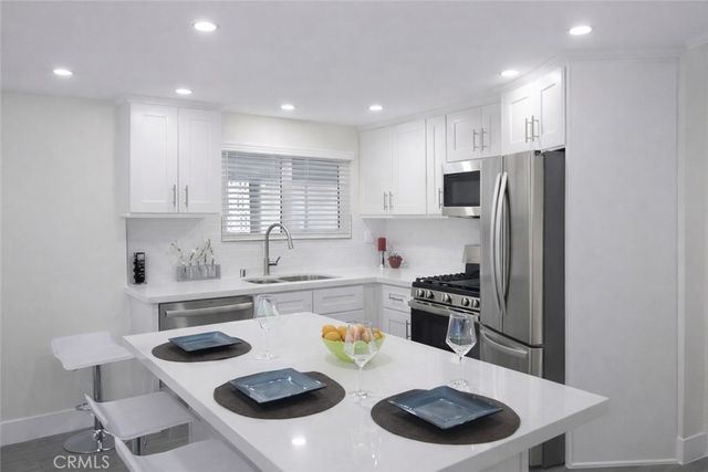 19361 Brookhurst Street 184, Huntington Beach, CA 92646