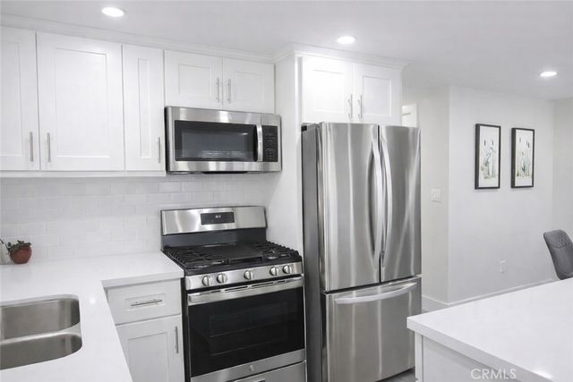 19361 Brookhurst Street 184, Huntington Beach, CA 92646