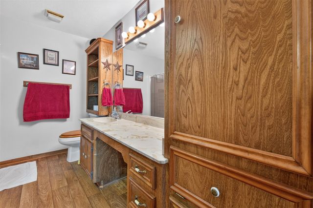 281 Lakeshore N, Onalaska, TX 77360
