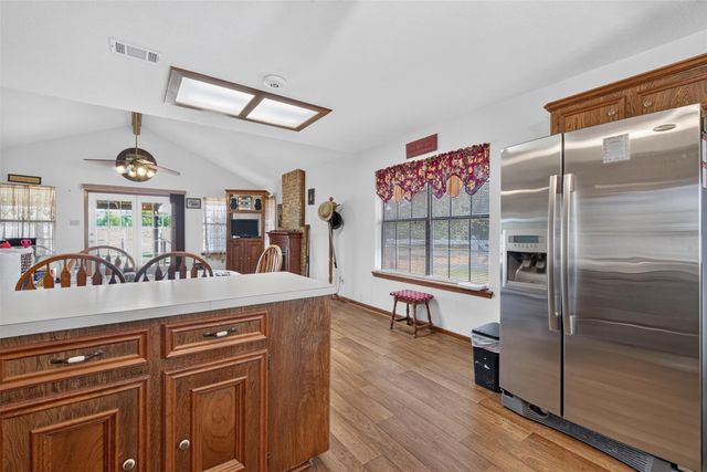 281 Lakeshore N, Onalaska, TX 77360