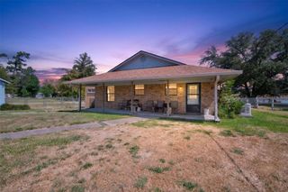 281 Lakeshore N, Onalaska, TX 77360