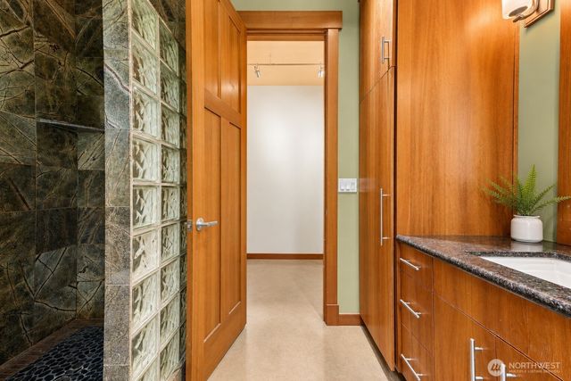 516 1st Street, Steilacoom, WA 98388