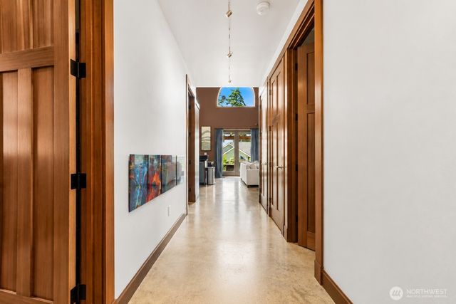 516 1st Street, Steilacoom, WA 98388