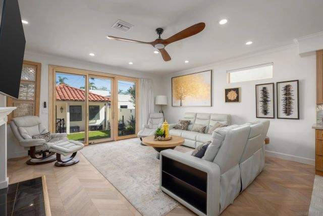 331 Alameda Blvd, Coronado, CA 92118