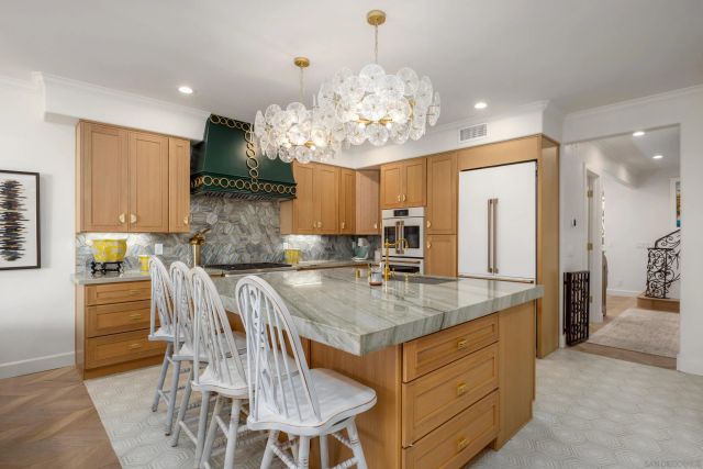 331 Alameda Blvd, Coronado, CA 92118