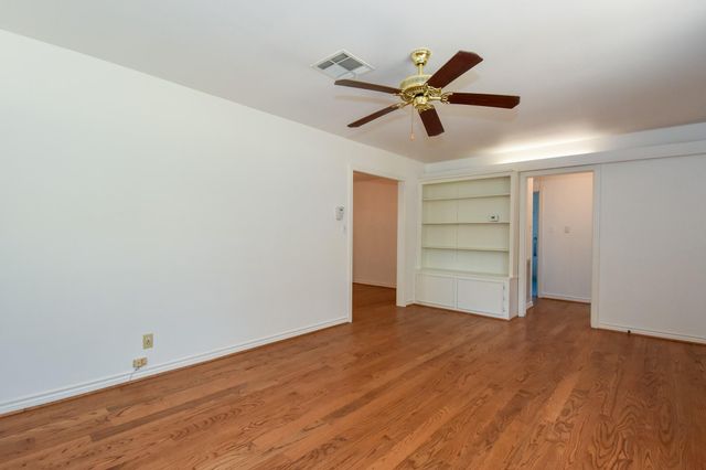 5508 Jessamine Street, Houston, TX 77081