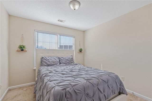 7766 Carnegie Drive, Fairburn, GA 30213