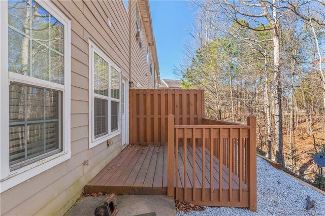 7766 Carnegie Drive, Fairburn, GA 30213