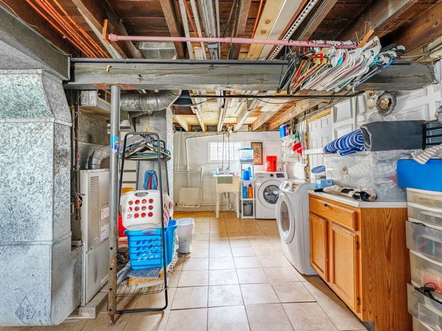 1922 S 18th Avenue, Maywood, IL 60153