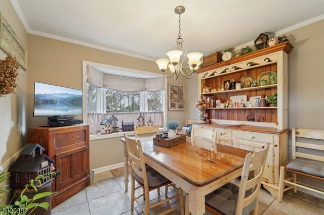 15 Ella Ln, Wayne Twp., NJ 07470