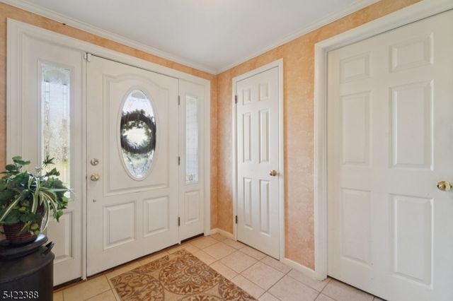 15 Ella Ln, Wayne Twp., NJ 07470