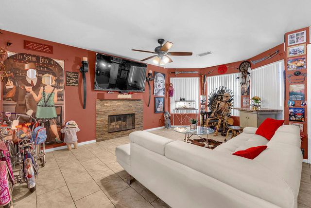 13437 ViA Real, Desert Hot Springs, CA 92240