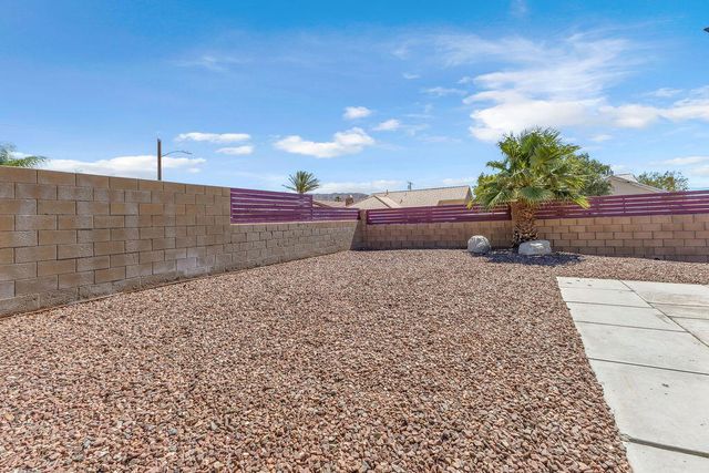 13437 ViA Real, Desert Hot Springs, CA 92240
