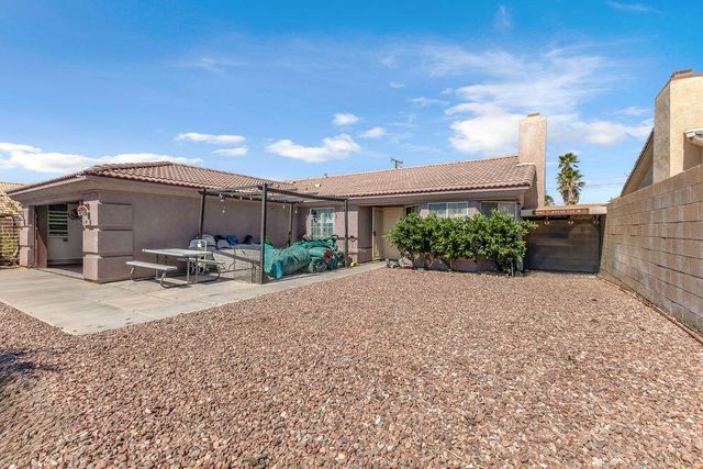13437 ViA Real, Desert Hot Springs, CA 92240