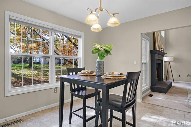 1456 Castle Court, Edwardsville, IL 62025