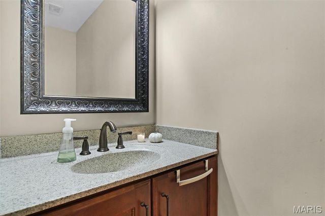 1456 Castle Court, Edwardsville, IL 62025