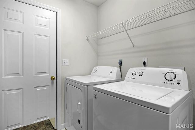 1456 Castle Court, Edwardsville, IL 62025