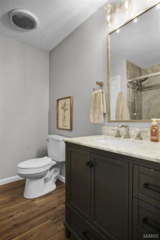 1456 Castle Court, Edwardsville, IL 62025