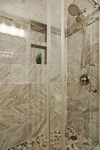 1456 Castle Court, Edwardsville, IL 62025