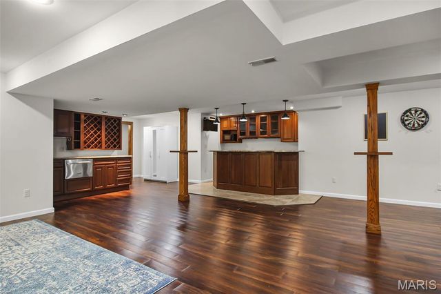 1456 Castle Court, Edwardsville, IL 62025