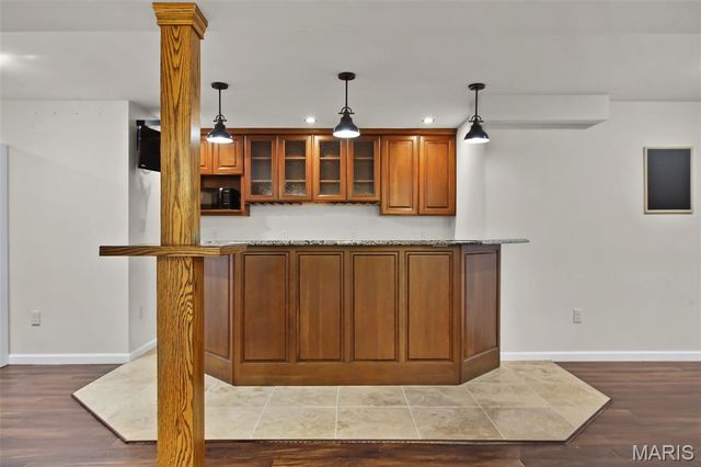 1456 Castle Court, Edwardsville, IL 62025