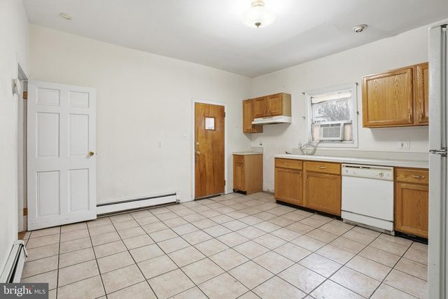 209 HAMILTON STREET, Harrison, NJ 07029