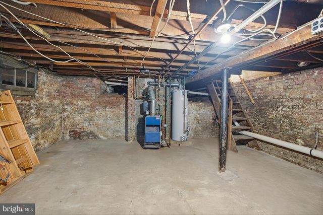 209 HAMILTON STREET, Harrison, NJ 07029