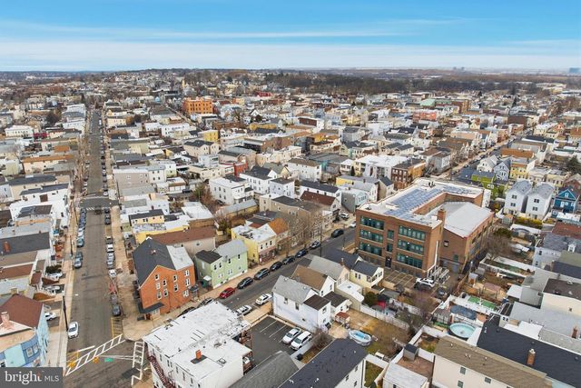 209 HAMILTON STREET, Harrison, NJ 07029