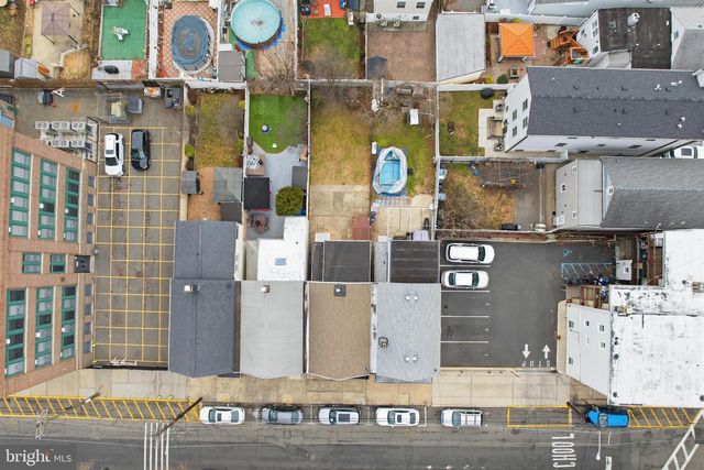 209 HAMILTON STREET, Harrison, NJ 07029