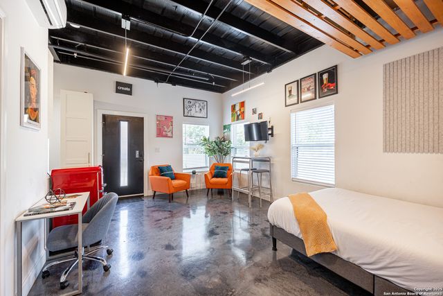 811 Montana St Unit 1101, San Antonio, TX 78203