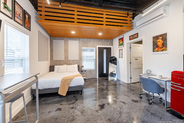 811 Montana St Unit 1101, San Antonio, TX 78203