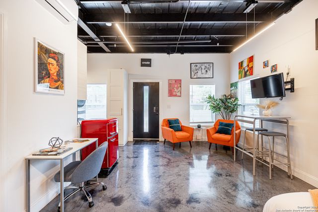 811 Montana St Unit 1101, San Antonio, TX 78203