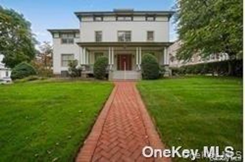 82 Main Street, Huntington, NY 11743 — photo 3